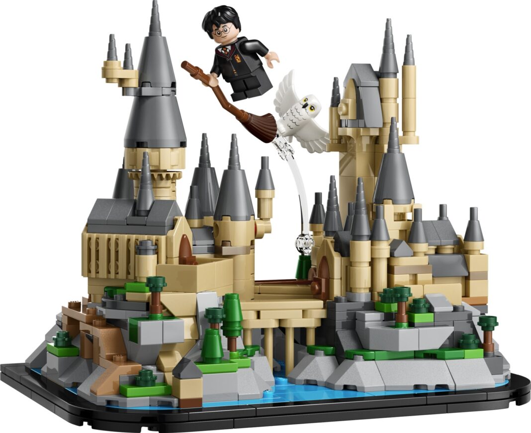 Mini Hogwarts™ Castle